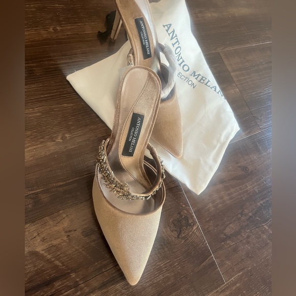 NWT Antonio Melani Nova Jeweled Velvet Mules 8.5 - Picture 1 of 7